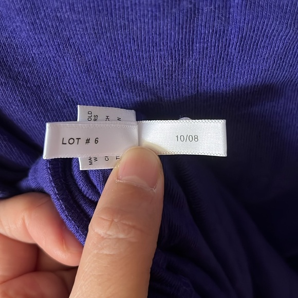 Express Sexy Basics Cowl Neck Purple Tee XS - Picture 7 of 8